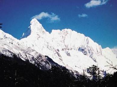 [��Ʒ·��]����Ͽ��·��֮һ����³�ز�������>ī��