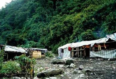 [��Ʒ·��]����Ͽ��·��֮һ����³�ز�������>ī��