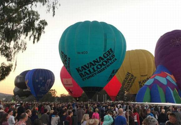 �������������(Canberra Balloon Fiesta)