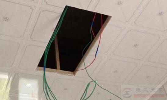 PVC������װ��ůԡ�Եİ�װ�������