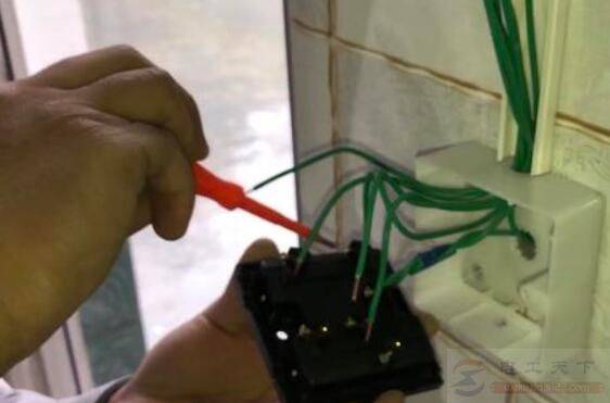 PVC������װ��ůԡ�Եİ�װ�������