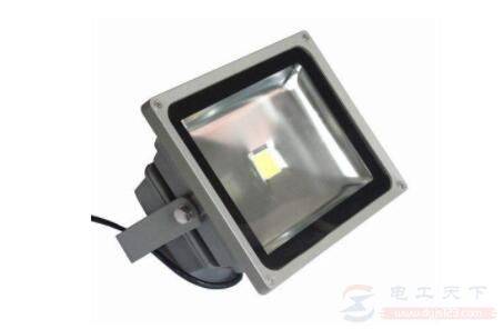 ledͶ�����ô���ߣ�ledͶ��ư�װʱע����Щ����