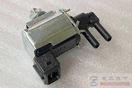 ̼�޵�ŷ���û�һ�Σ���ô�ж�̼���Ƿ���ڶ���