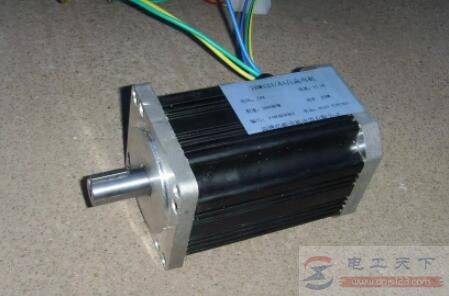 220vֱ�����4�������������ô����