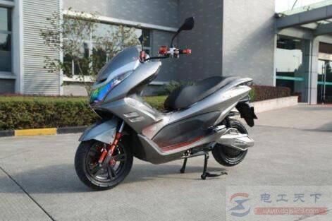 ���ܵ綯���۸���ô����Ԥ��2000Ԫ����ʲô��