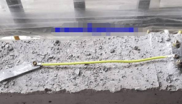 ��ǽ���Ͻ���ô���������ӣ�