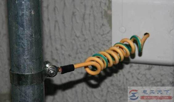 �ӵ��߲�ͬ��ɫ�ĺ���