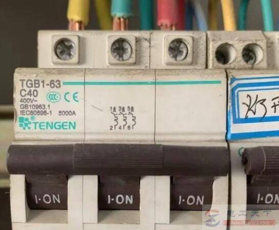 �����·����բ�Ĺ��ϼ���˼·