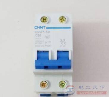 ���е�բ����բ���²�ͷ������բ��ʲôԭ��