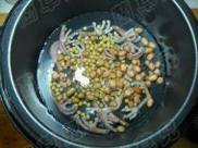 �ƶ������Ҹ�צ