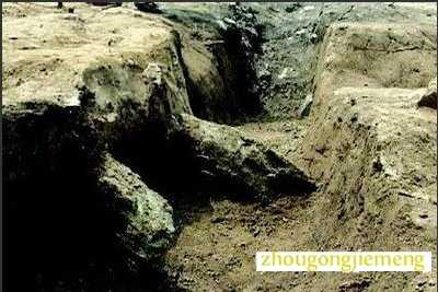 �μ����� ˮ��